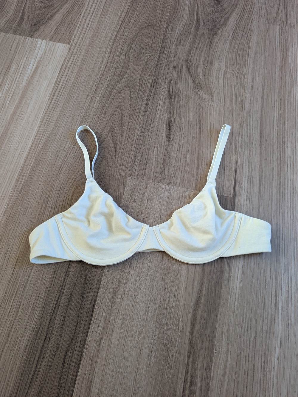 Skims Fits Everybody Unlined Demi Bra 36A